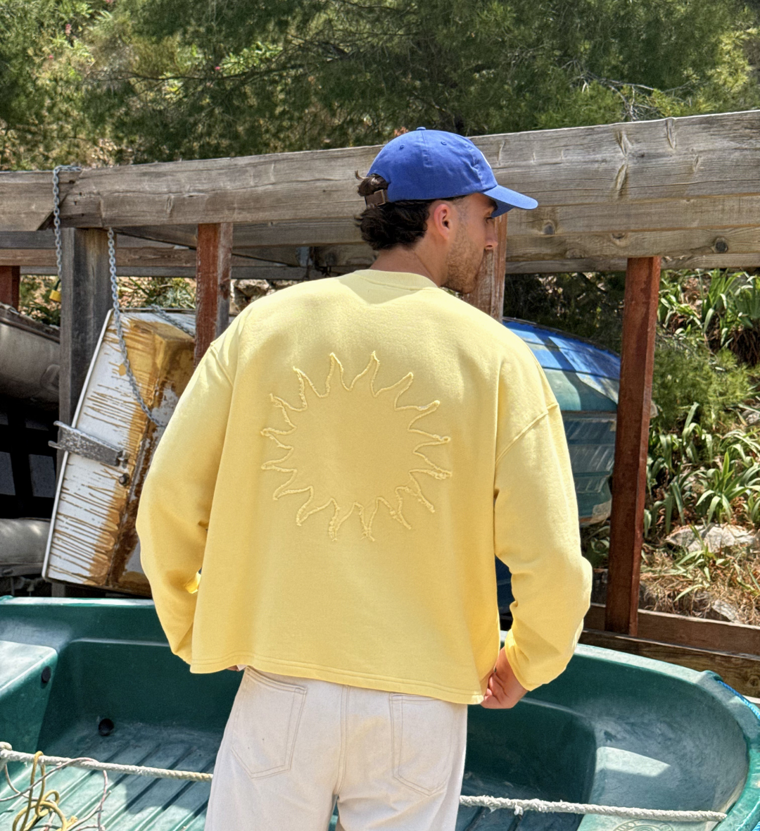 Le sweat-shirt ras du cou jaune The Sun
